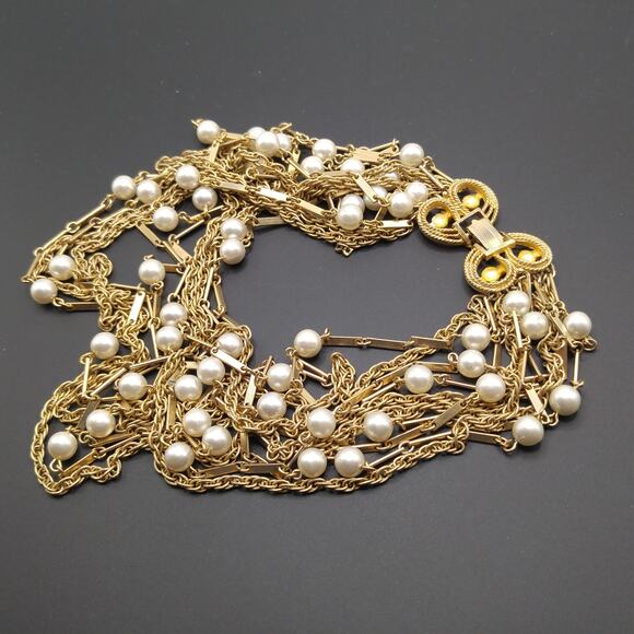 Vintage 1960s Faux Pearl Ten Strand Gold Tone Necklace - Picture 4 of 10